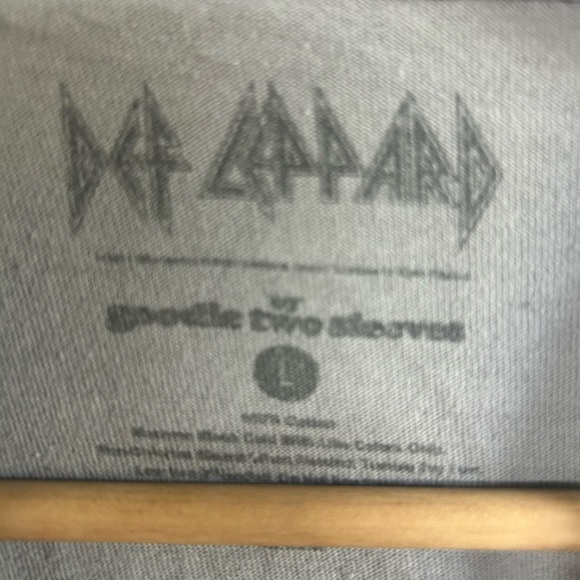 Def Leppard, pink leopard crop top - Picture 2 of 3